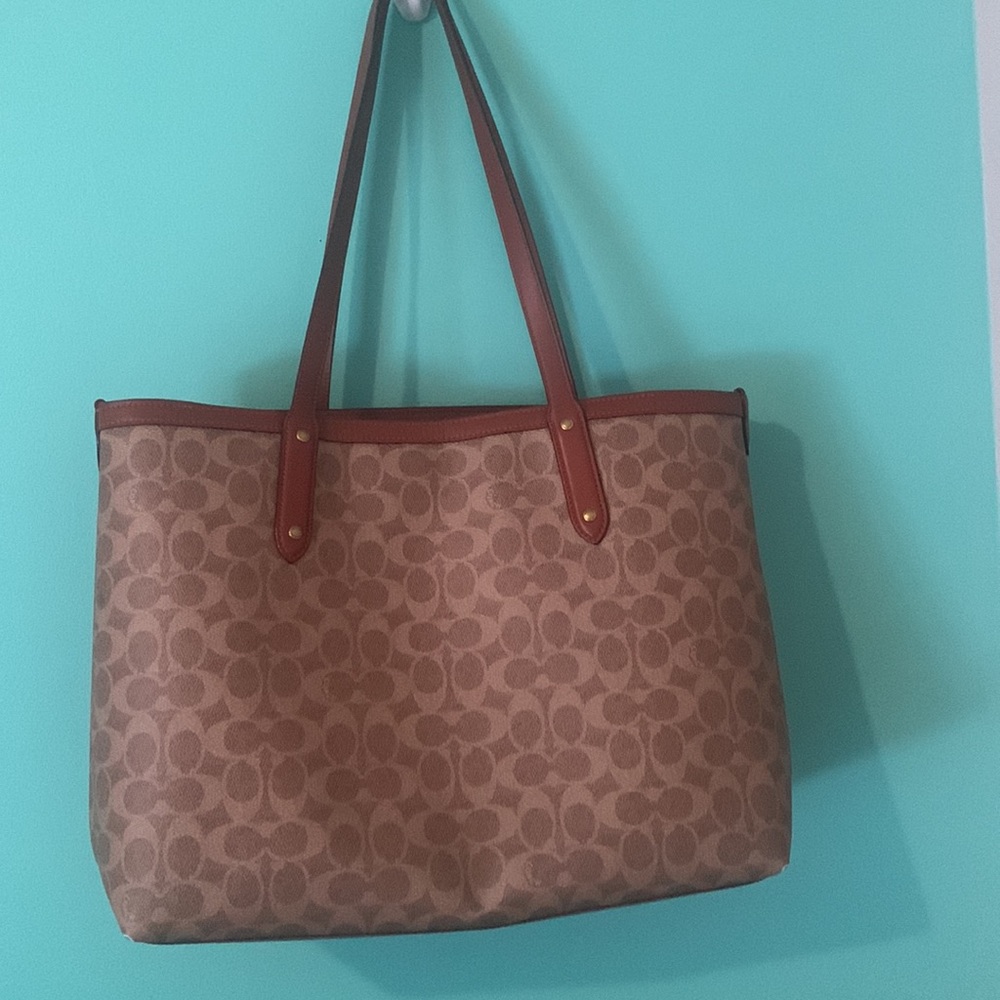 Coach City ZipTote